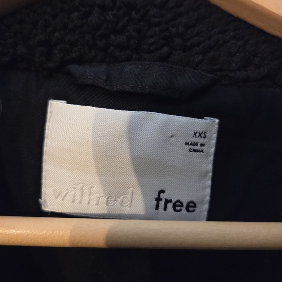 Aritzia Wilfred Free Winter Casual Funnel Neck Chunky Teddy Jacket Black Sz XXS - Picture 14 of 16